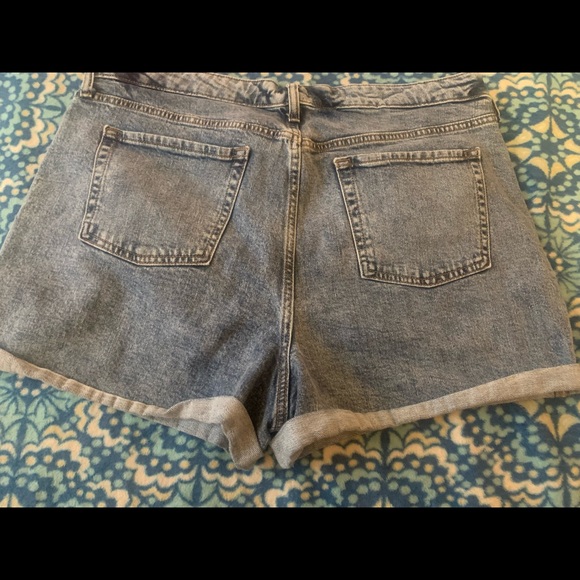 Wild Fable High Rise Shorts - Picture 3 of 4
